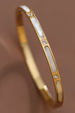 Brazalete Hinge de Acero Inoxidable con Oro 18K – Finura, Resistente al Agua, 7" Circ.