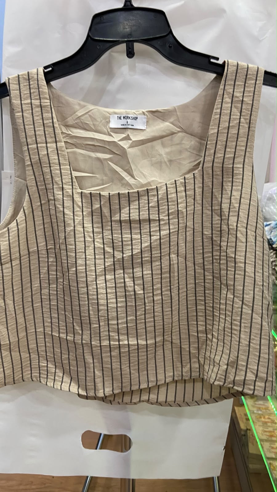 Top Sin Mangas Escote Cuadrado Beige a Rayas - Estilo Boutique