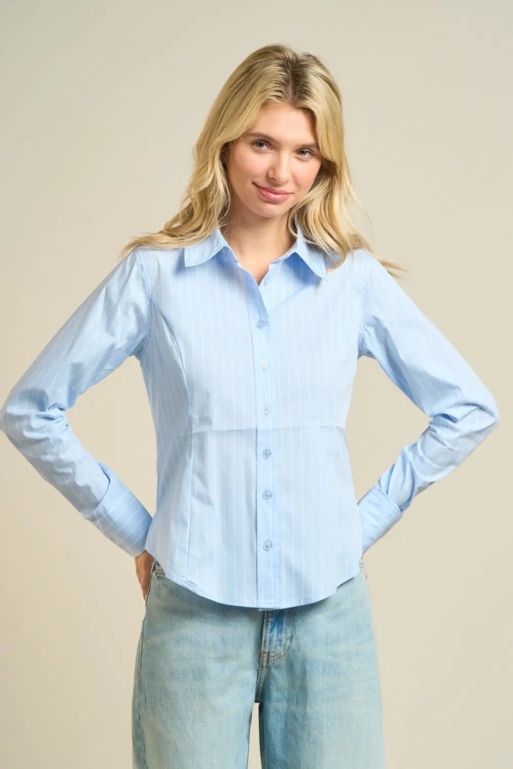 ANWND Camisa de botones de manga larga a rayas color beige - Ropa