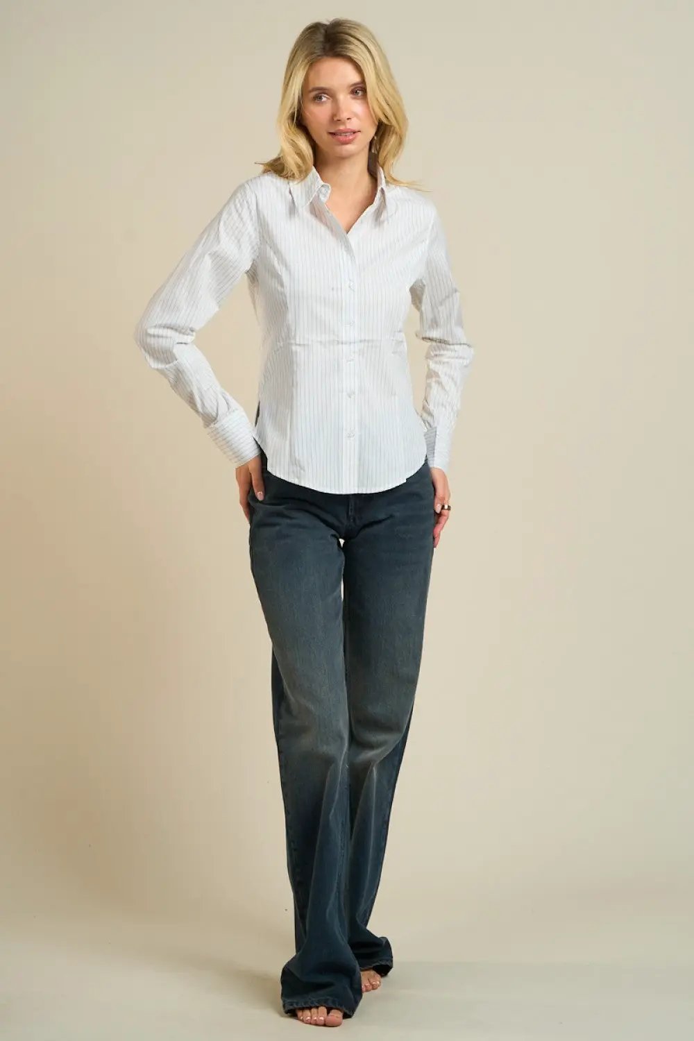 ANWND Camisa de botones de manga larga a rayas color beige - Ropa