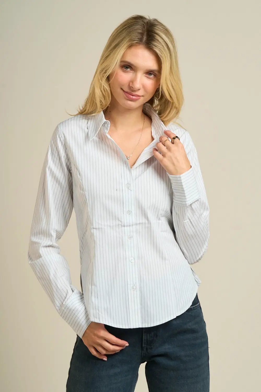 ANWND Camisa de botones de manga larga a rayas color beige - Ropa