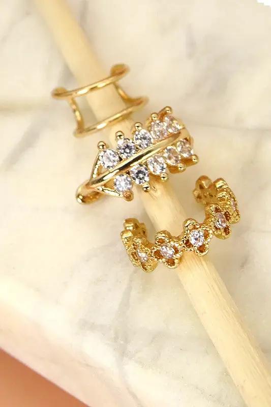 Aretes de Cristal "Dainty" ear cuff by JOSSLYN by Wall to Wall