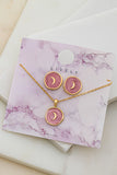 Elegante Set de Collar y Pendientes de Media Luna: Diseño Exclusivo