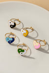 Anillo de Corazón de Epoxi con Símbolo Yin Yang: Elegancia y Equilibrio