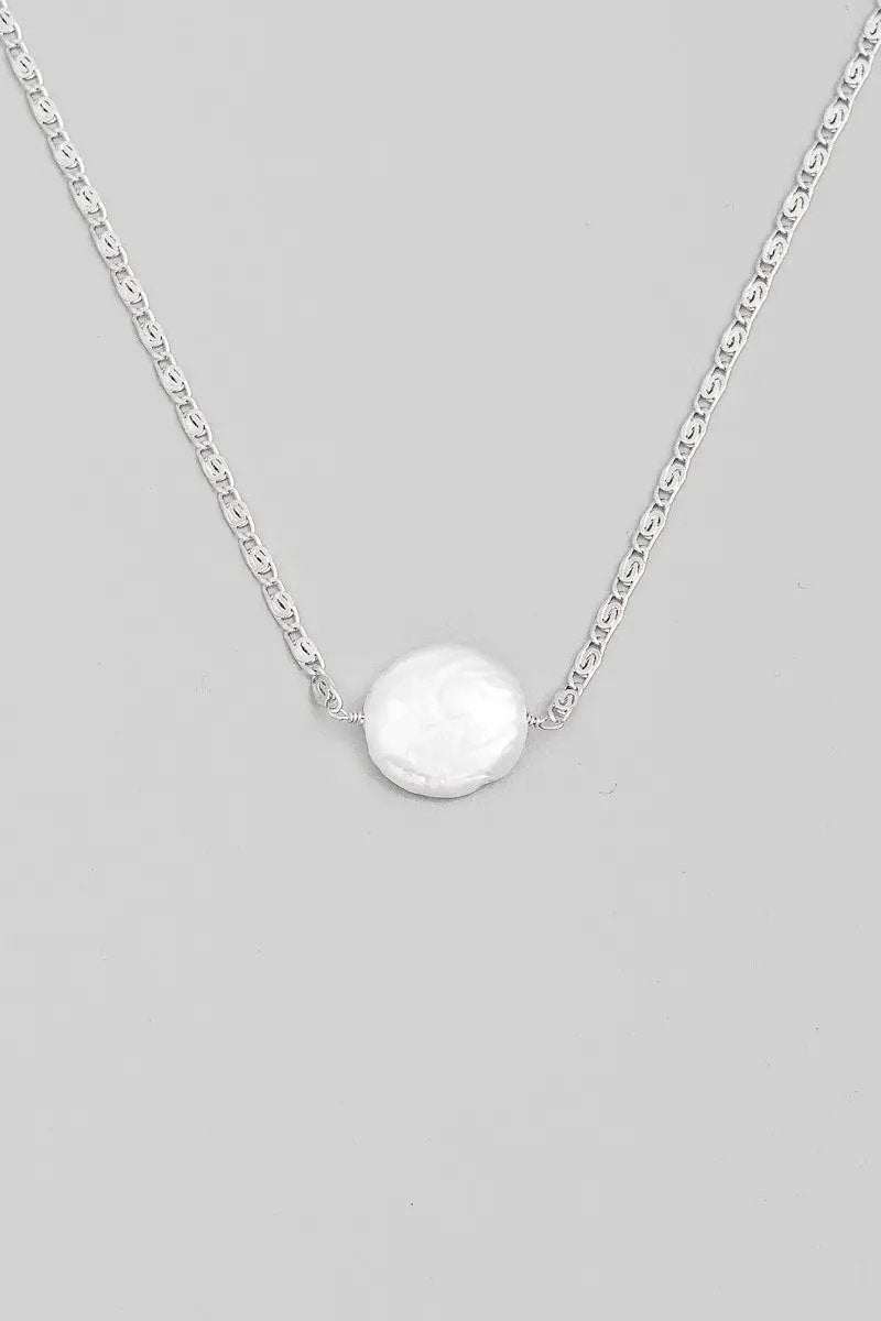 Collar con dije de perla elegante by Fame Accessories