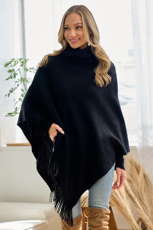Poncho Tejido Sueter de Mujer con Cuello Mago y Flecos - Negro Elegante by On Blue