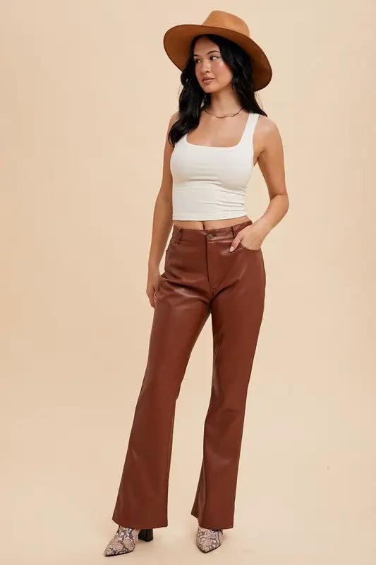 Pantalón de Vinipiel Acampanado para Mujer - Estilo y Comodidad en México by IN LOOM