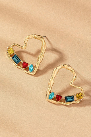 Aretes en Forma de Corazón Martillado con Piedras de Color - Estilo Elegante