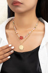 Collar de Dos Capas con Cuentas Multicolor y Cadena Elegante