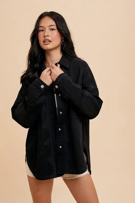 Chamarra Negra Utility Bordada Mujer Moda Casual by IN LOOM