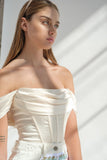 Corset Top con hombros descubiertos y plisados blanco