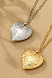 Collar con Colgante de Medallón en Forma de Corazón - Un Toque Romántico