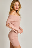 Vestido Suéter Mini de Hombros Descubiertos con Mangas Abiertas - Otoño/Invierno para Mujer en México