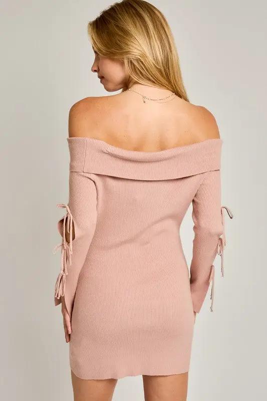 Vestido Suéter Mini de Hombros Descubiertos con Mangas Abiertas Rosa - Otoño/Invierno para Mujer en México by LE LIS
