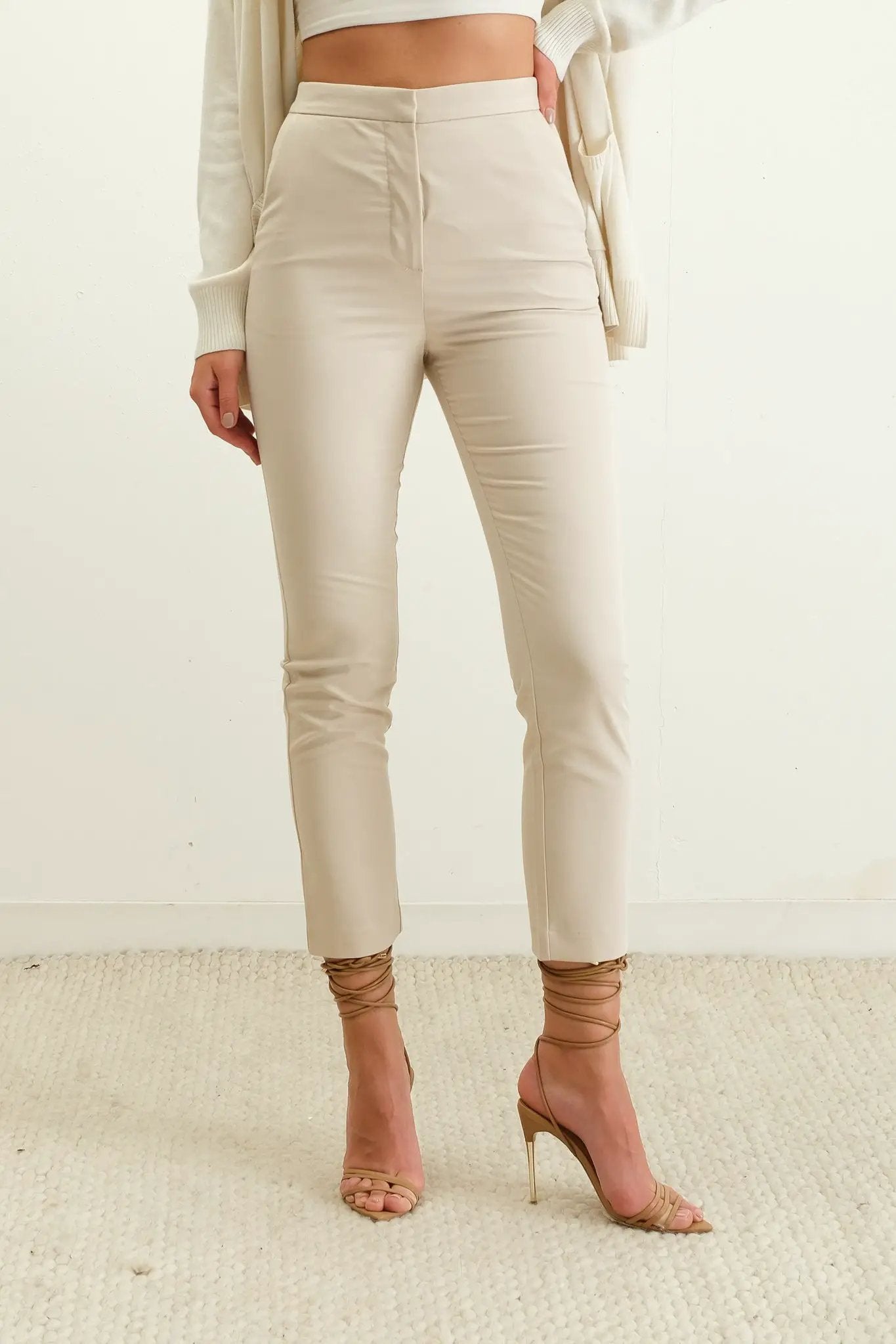 Pantalón Recto de Dama Color Sólido Ajuste Alto by Blu Pepper