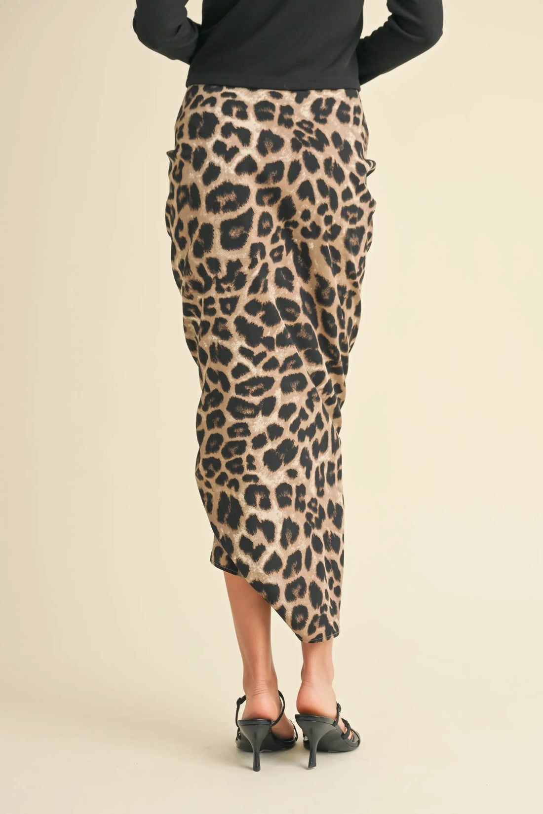 Falda Midi con Detalle Fruncido de Estampado Leopardo Animal by Yanet Collection