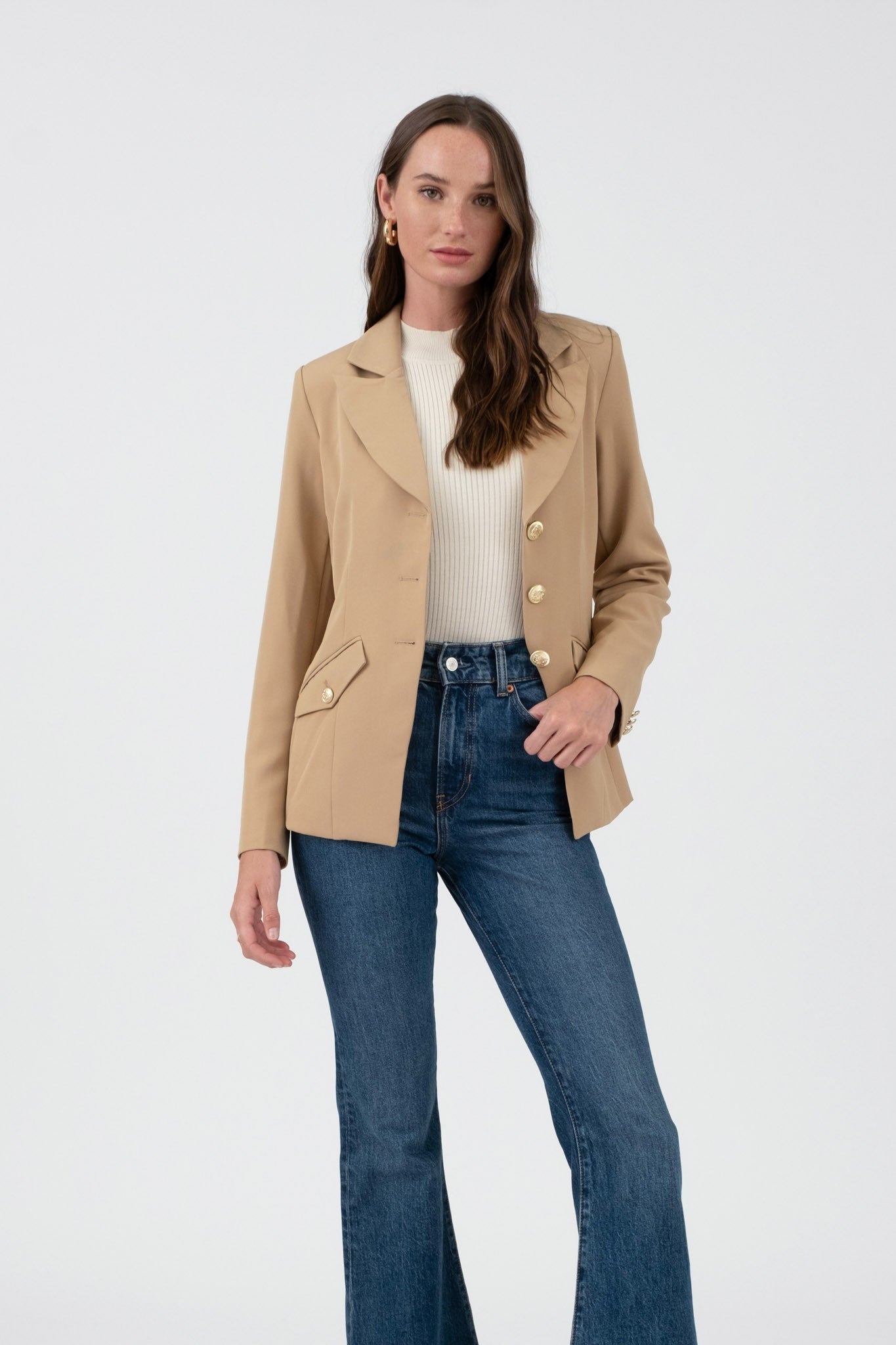 Blazer con Botones Dorados en Puños - Estilo Boutique