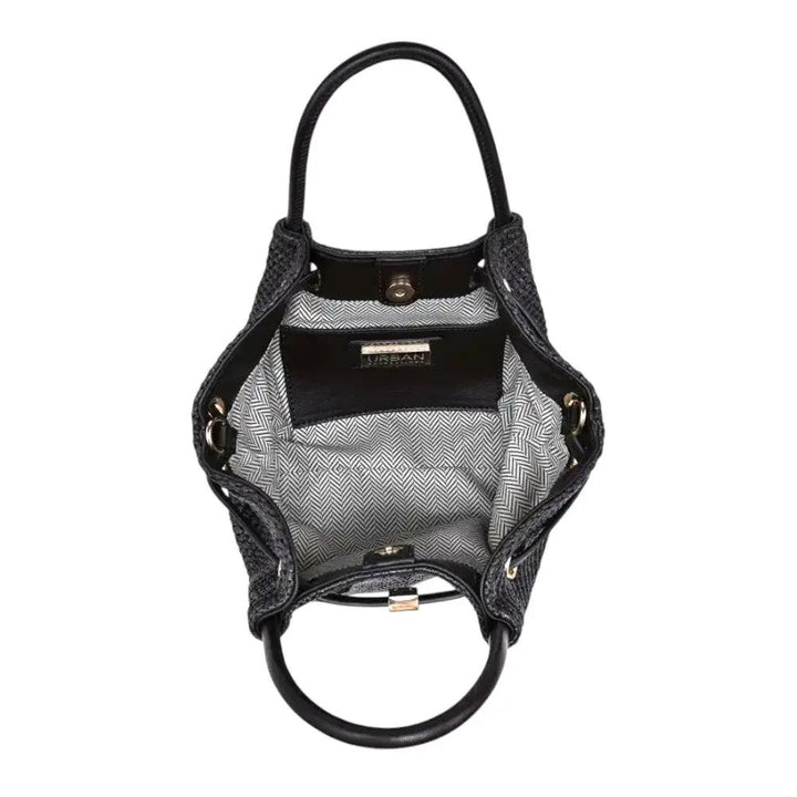Bolsa Crossbody de Paja Tejida con Herrajes Dorados | Estilo Boho Chic Mujer by joiaaccessory.com