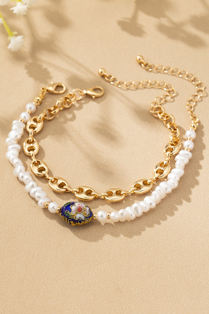 Set de Pulseras Boho Chic: Cadena Dorada Viral y Perlas con Detalle Floral Artesanal