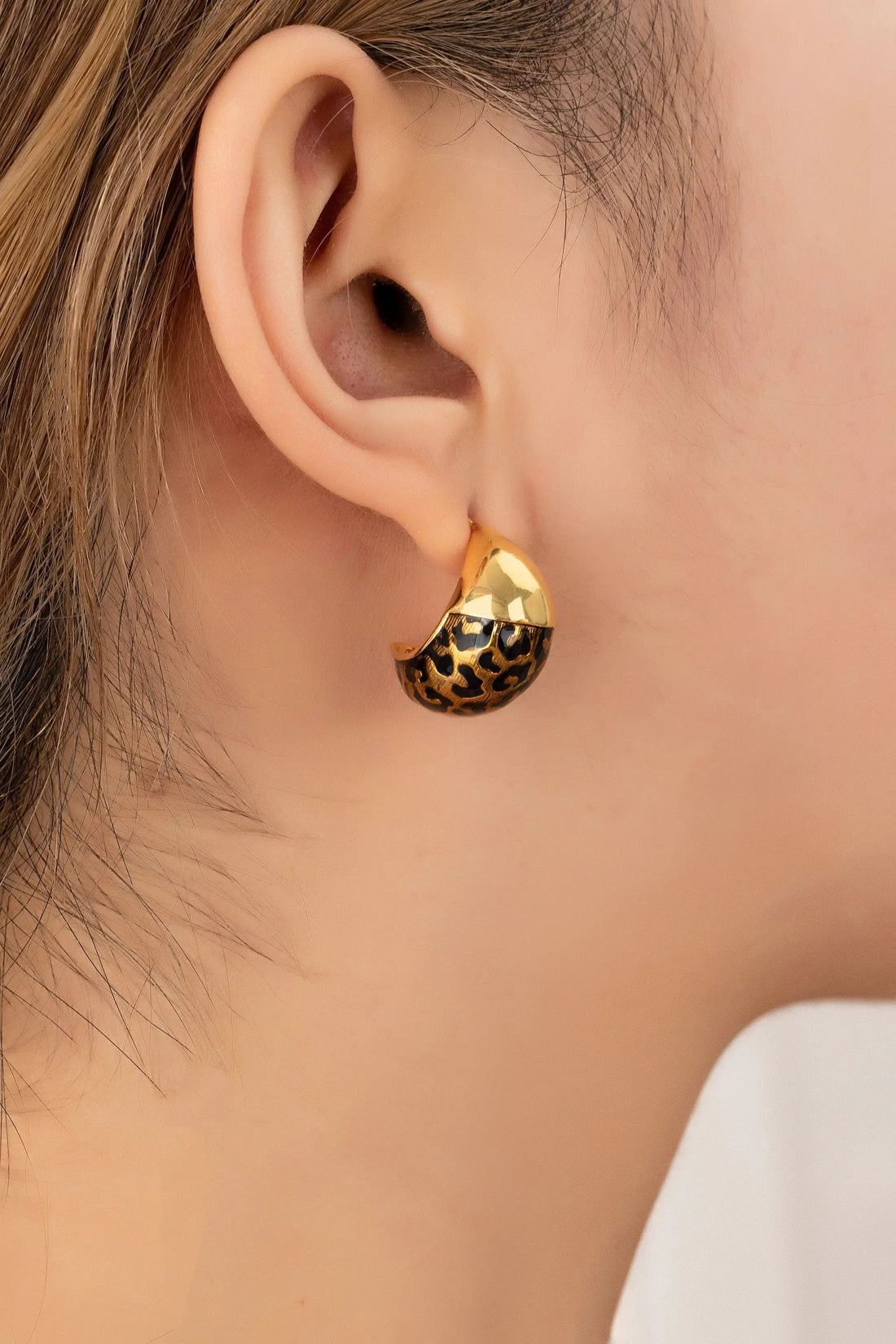 Aretes Leopardo acero inoxidable cuadrado by LA3accessories