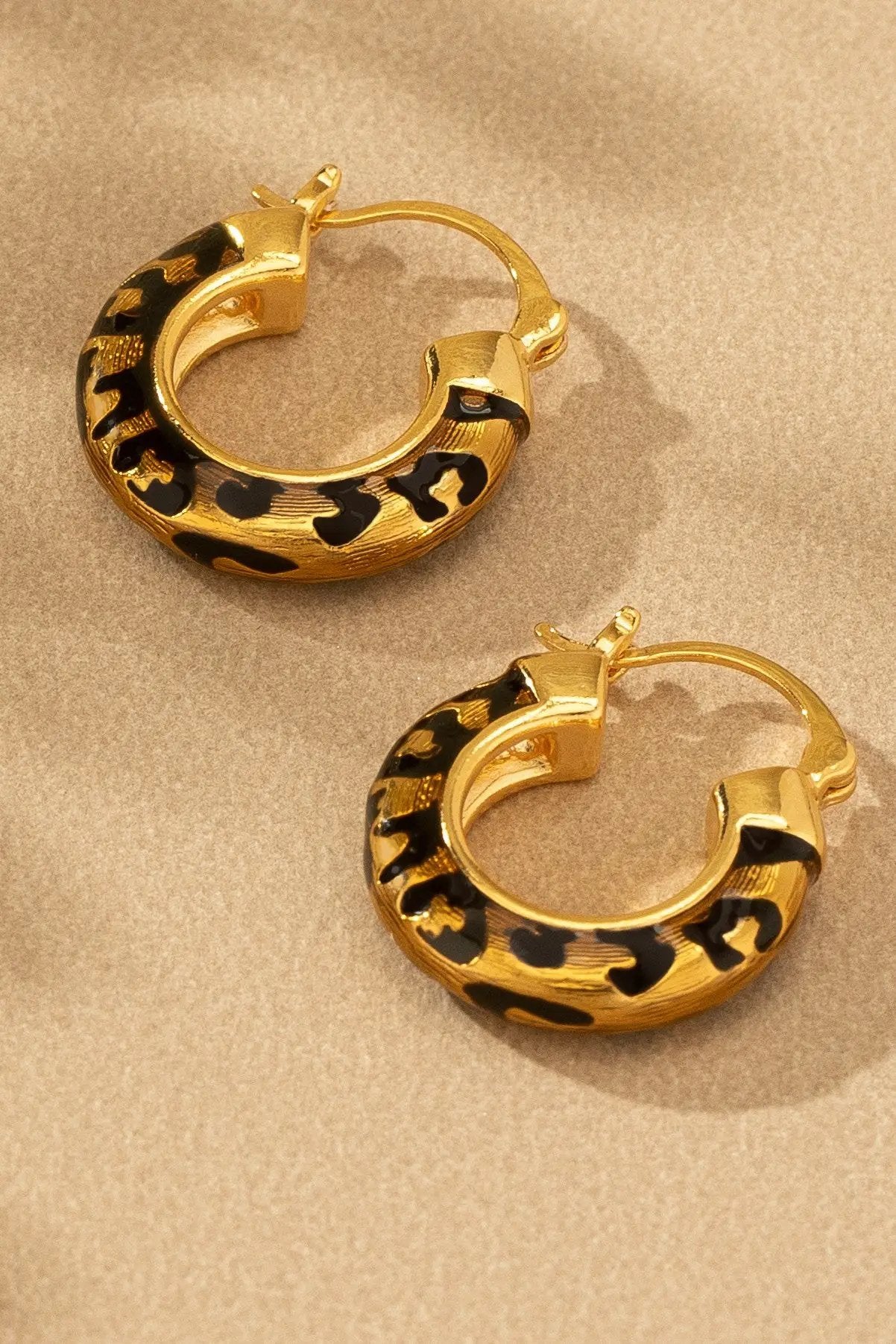 Aretes Leopardo acero inoxidable cuadrado by LA3accessories