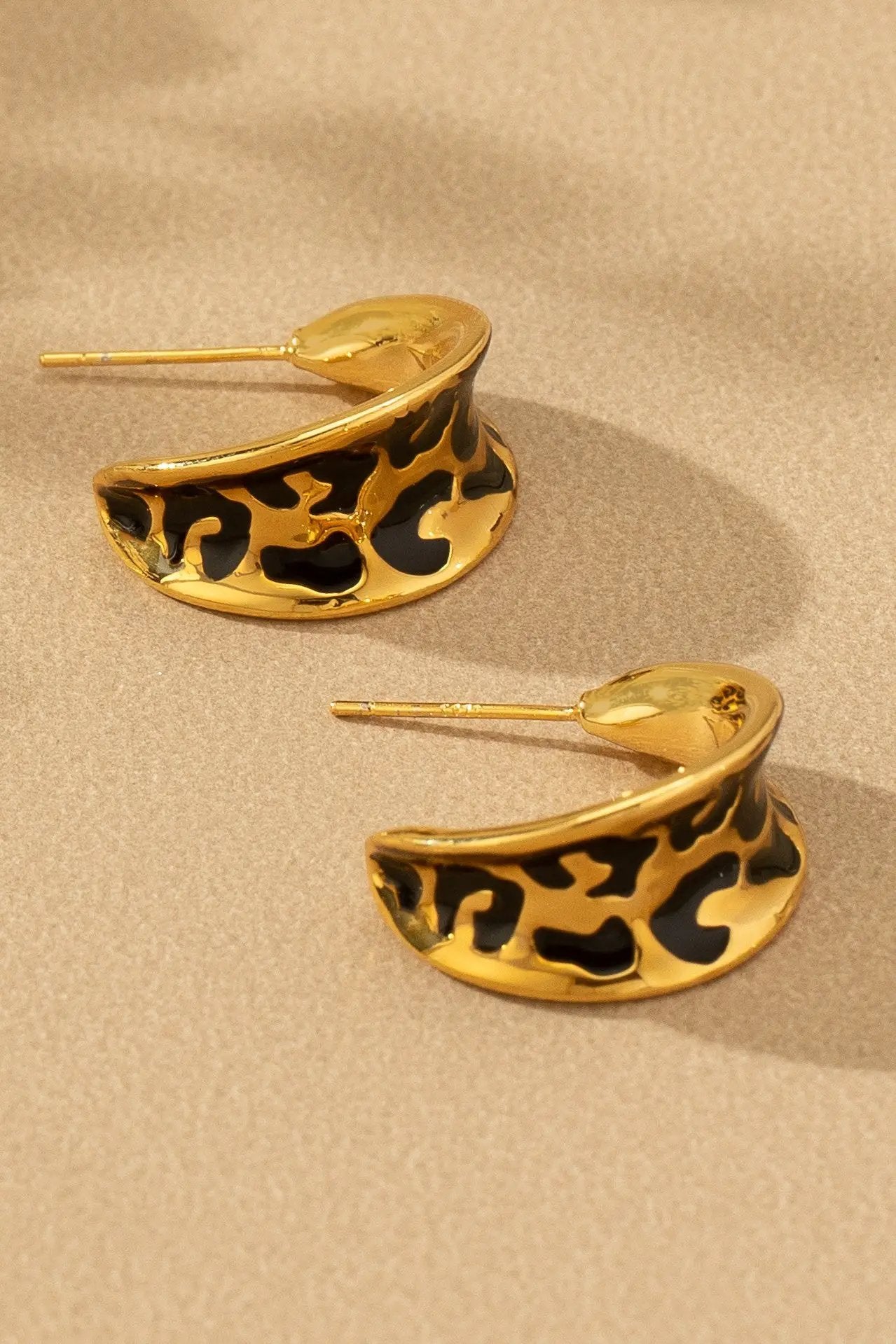 Aretes Leopardo acero inoxidable cuadrado by LA3accessories