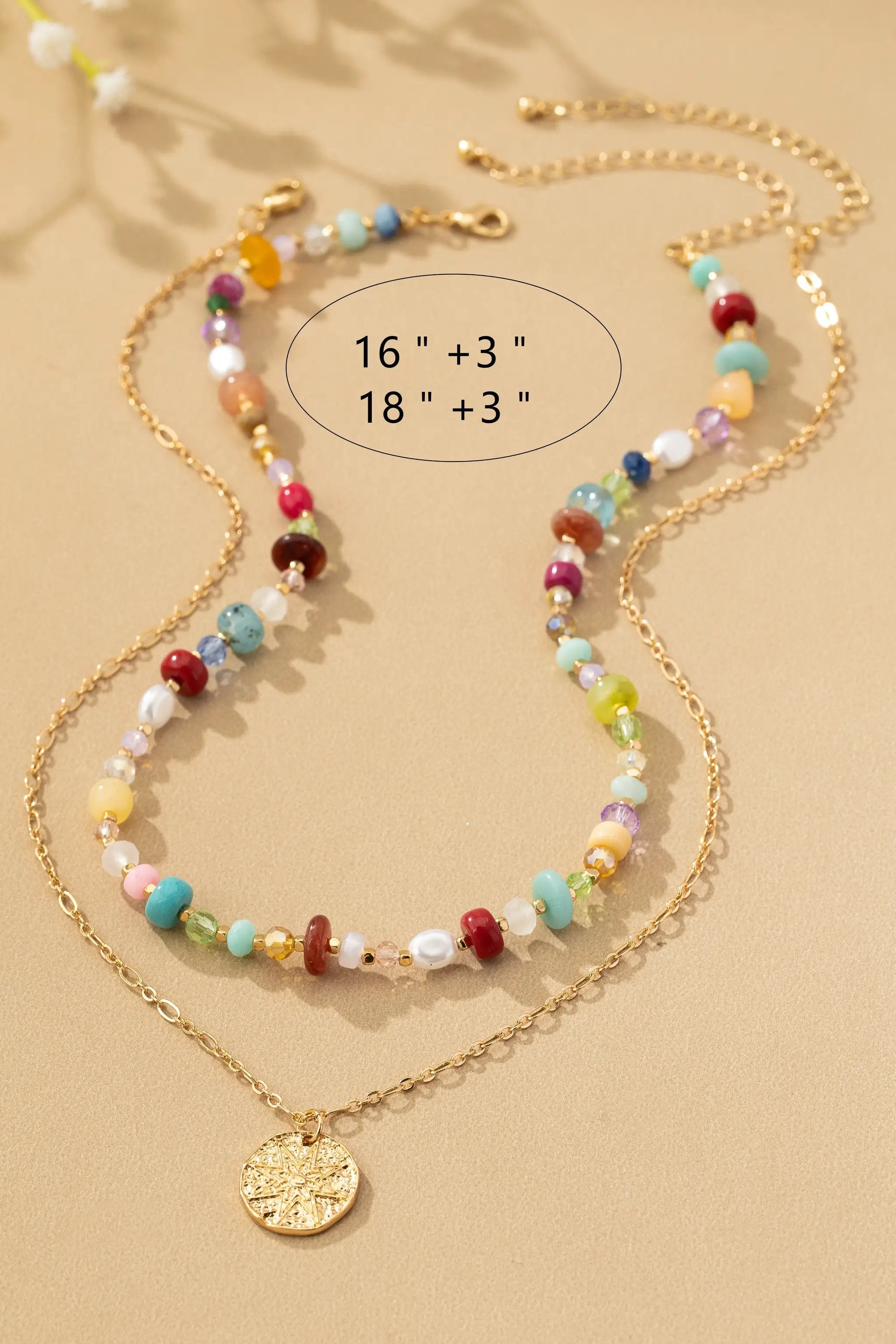 Collar de Cuentas Multicolor de 2 Hileras con Colgante de Estrella: Elegancia Bohemia by Yanet Collective