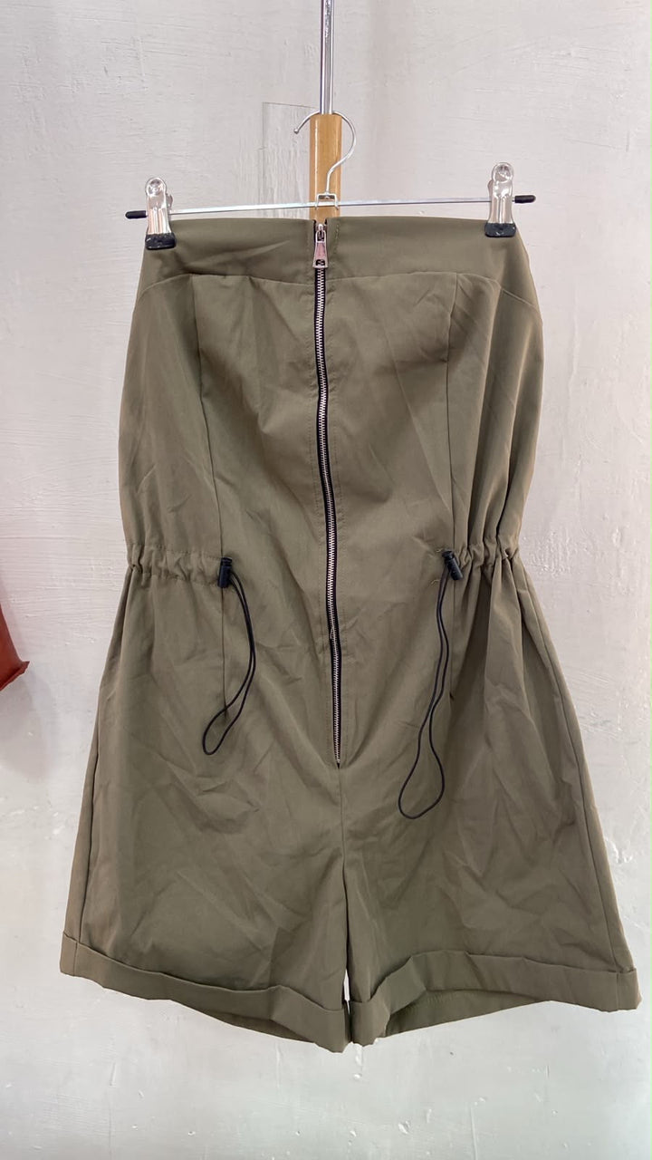 Shorts de Tiro Alto en Verde Oliva con Detalle de Cordón - Estilo Boutique