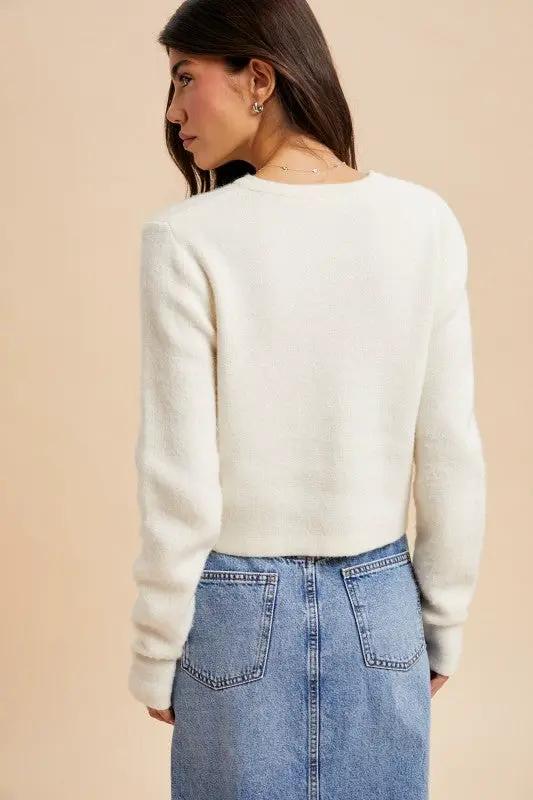 Cárdigan Sueter de Mujer Elegante con Botones Barrocos by Yanet Collective