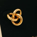 Pendientes de Nudo Triple con Baño de Oro - Elegancia Duradera