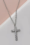 Collar con cruz de acero inoxidable de 18 quilates resistente al deslustre