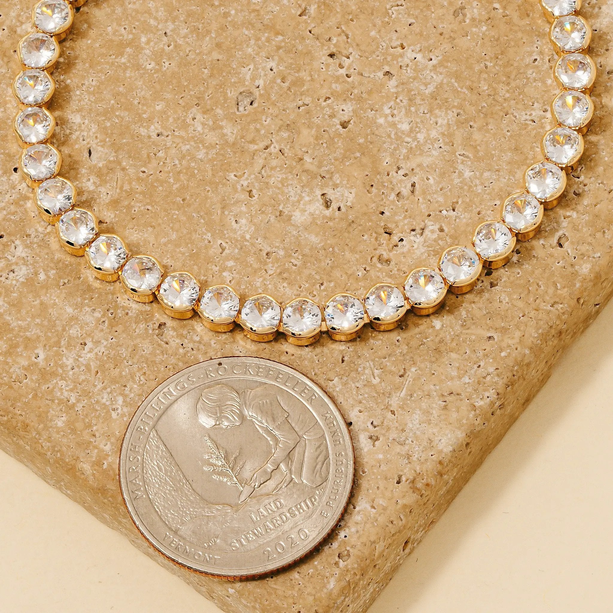 Pulsera de Tenis con Circonita Cúbica T002: Elegancia Brillante para Cada Ocasión by Yanet Collective