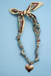 Collar con dijes intercambiables de bufanda hecho a mano