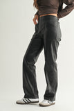 Pantalón Negro Mujer Imitación Piel Vegana | Wide Leg con Bolsillos