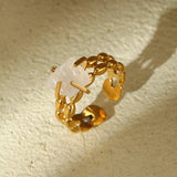 Reloj Elegante de Dama con Piedras Naturales y Acabado Dorado