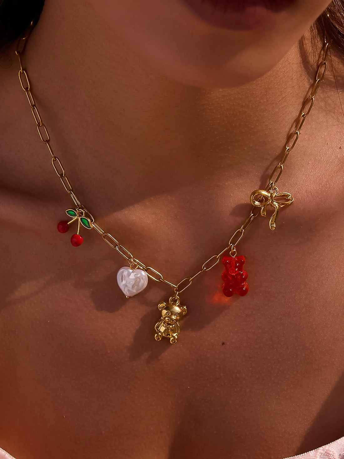 Collar Osito Gominola Oro 18K Bañado Con Colgante Perla Sintética Colección Exclusiva by Yanet Collective