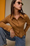 Blusa Camel Cafe de Botones para Mujer tipo Suede Ante - Fit Entallado y Elegante