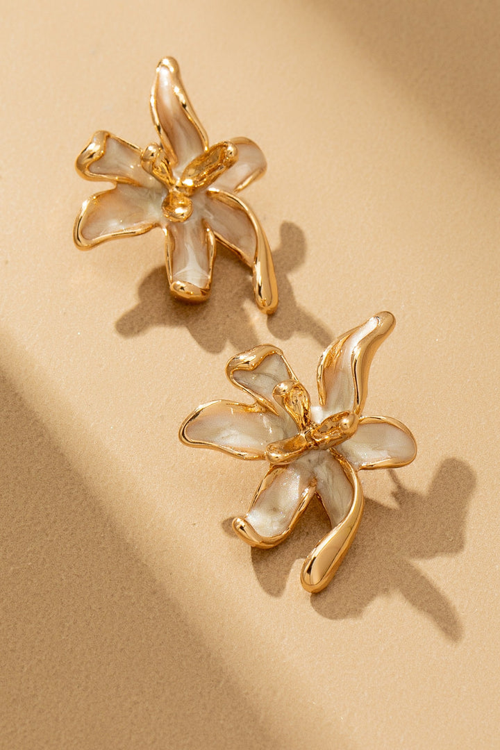 Pendientes de Botón con Flores Esmaltadas - Elegancia Artesanal