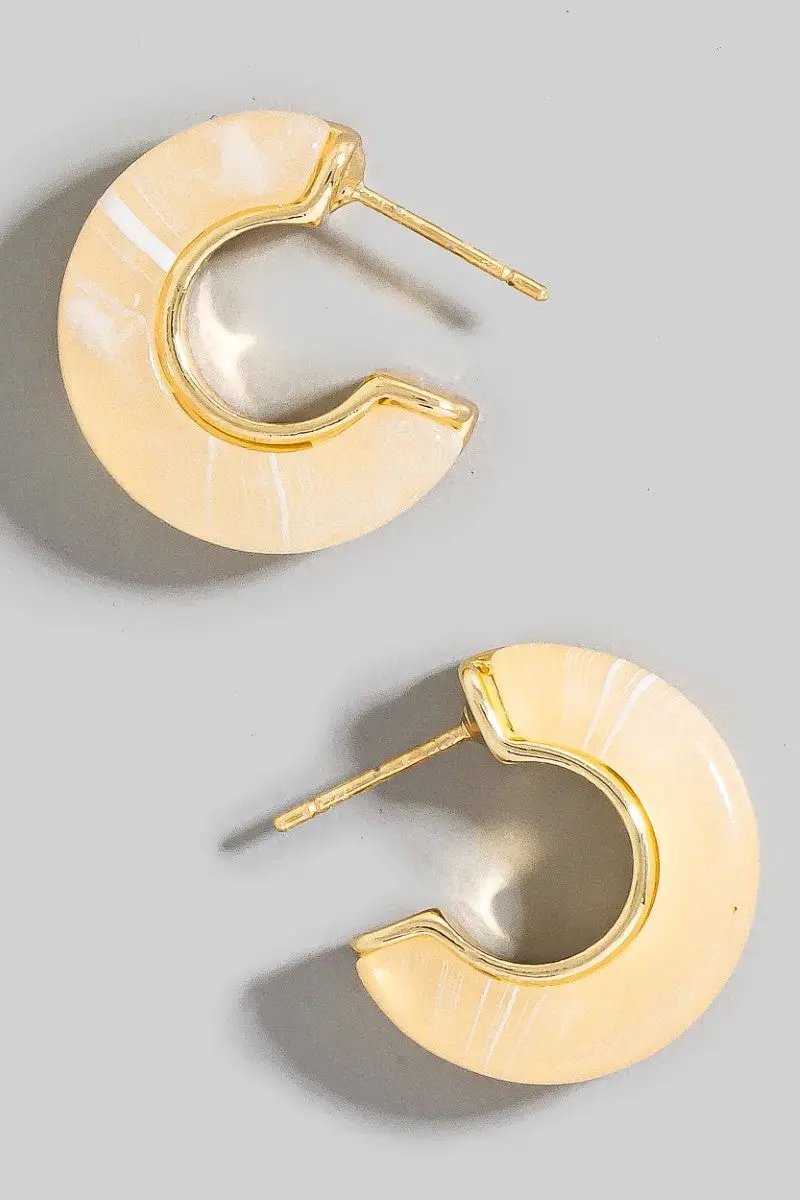 Pendientes de Aro Redondos de Resina by Fame Accessories
