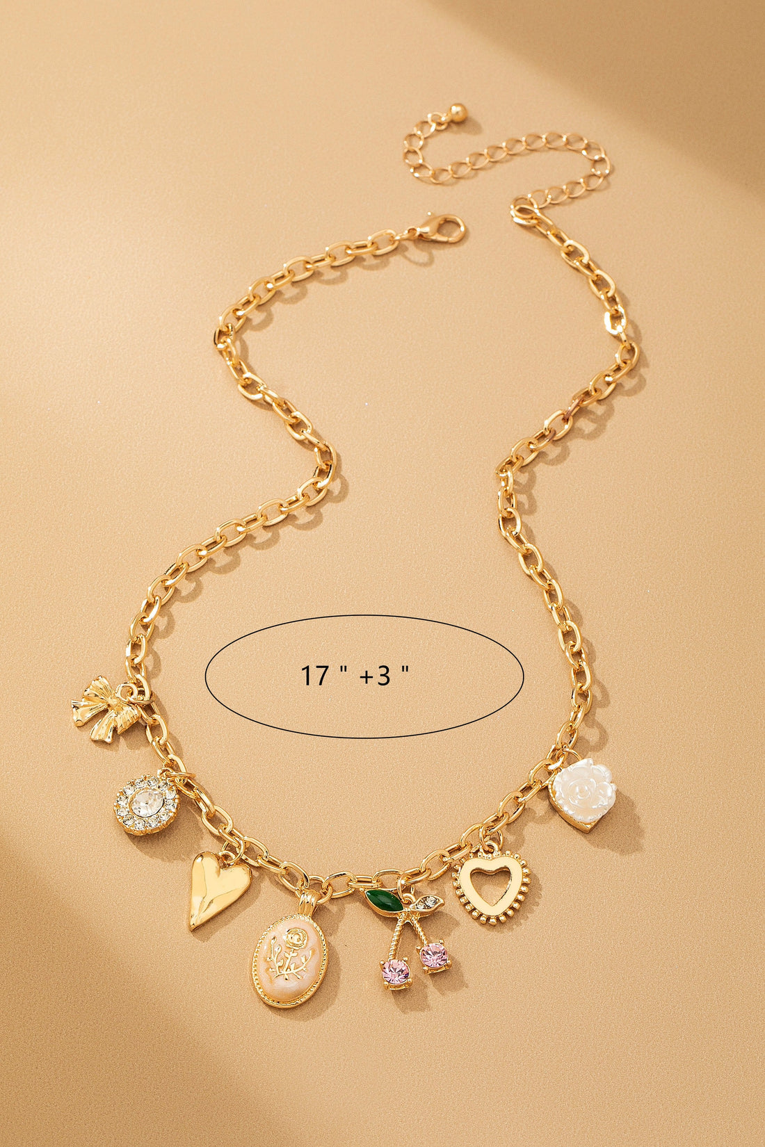 Collar de Cadena Dorada con Dijes Aesthetic - Corazones, Cerezas y Lazos