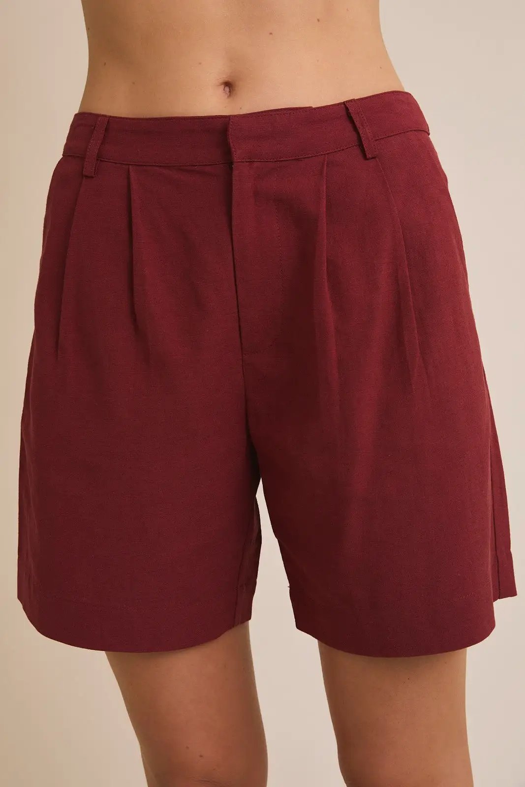 Gilli Red Pleated Bermuda Shorts – Linen Blend Tailored Woven Shorts - Shorts