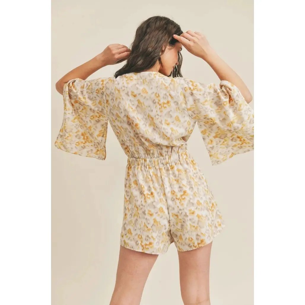 Romper beige y amarillo veranp by Yanet Collective