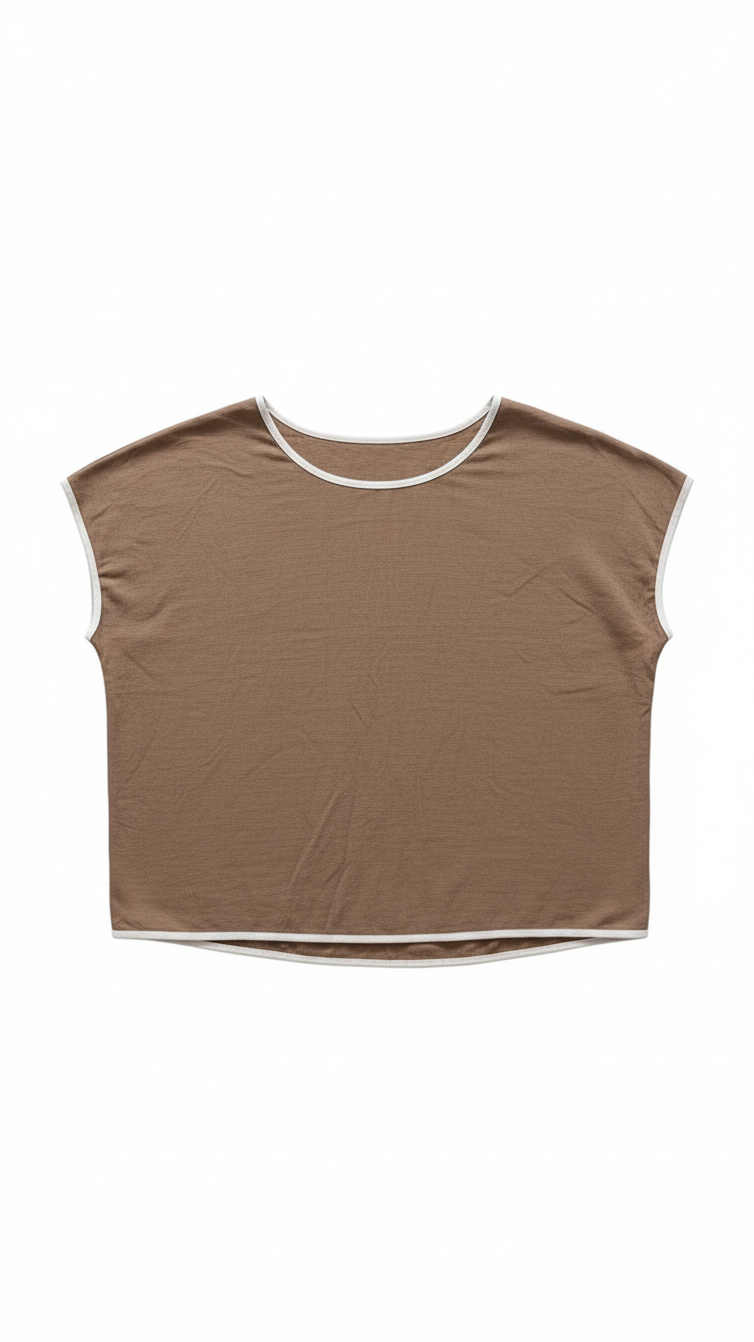 Top Corto Marrón con Ribete Blanco - Estilo Boutique
