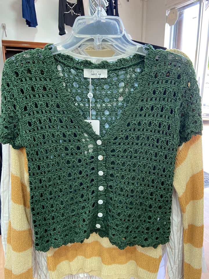 Cárdigan de Crochet Verde con Mangas a Rayas - Estilo Boutique