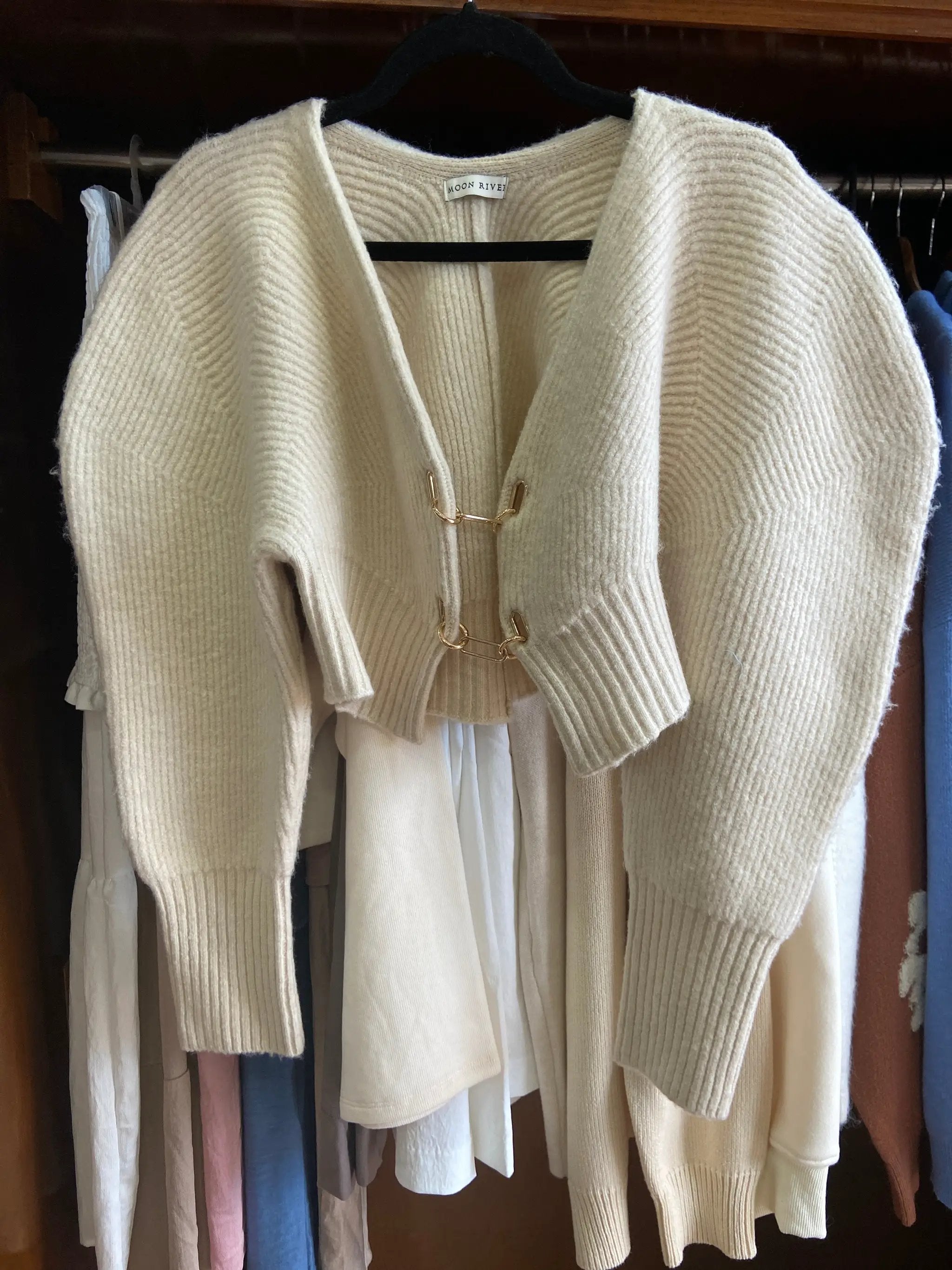 Yanet Collective Suéter Cardigan beige - Cárdigan