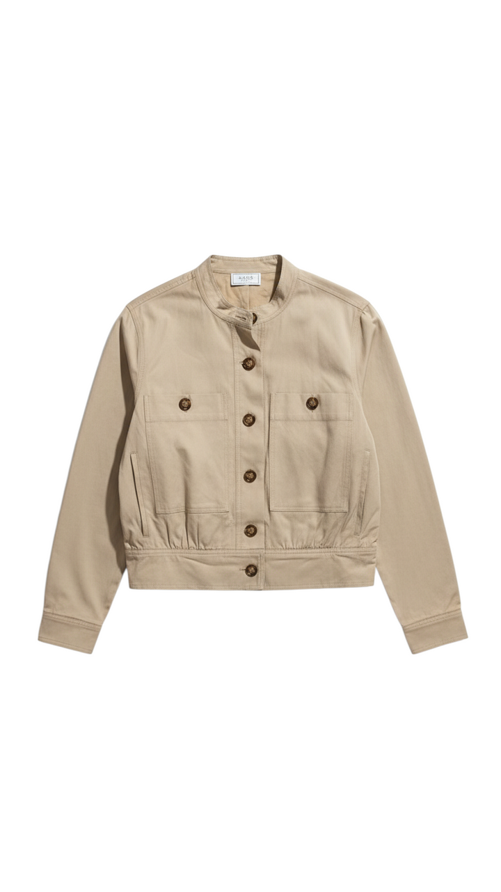 Chaqueta Corta Beige con Botones y Bolsillos - Estilo Boutique