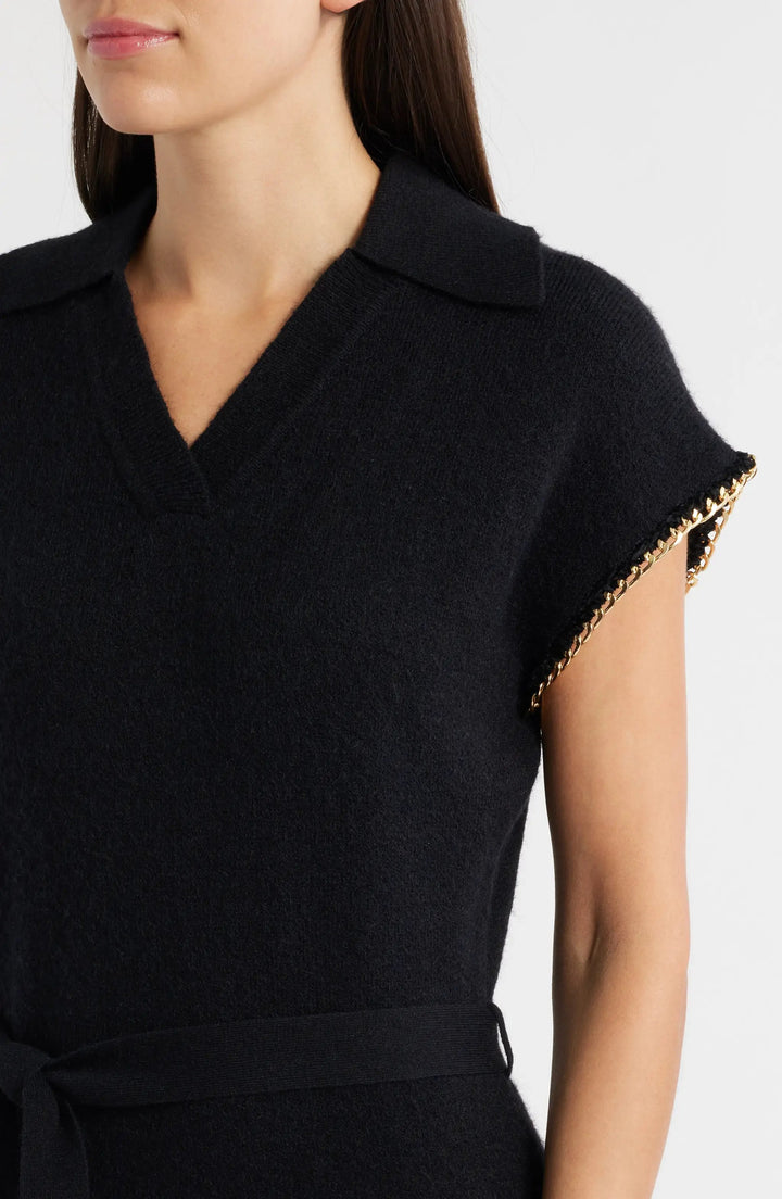 Vestido tejido negro con manga detalle cadena by Yanet Collective