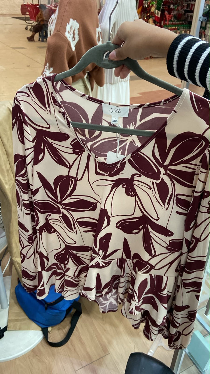 Blusa Beige Manga Larga Flores guinda