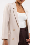 Blazer color crema