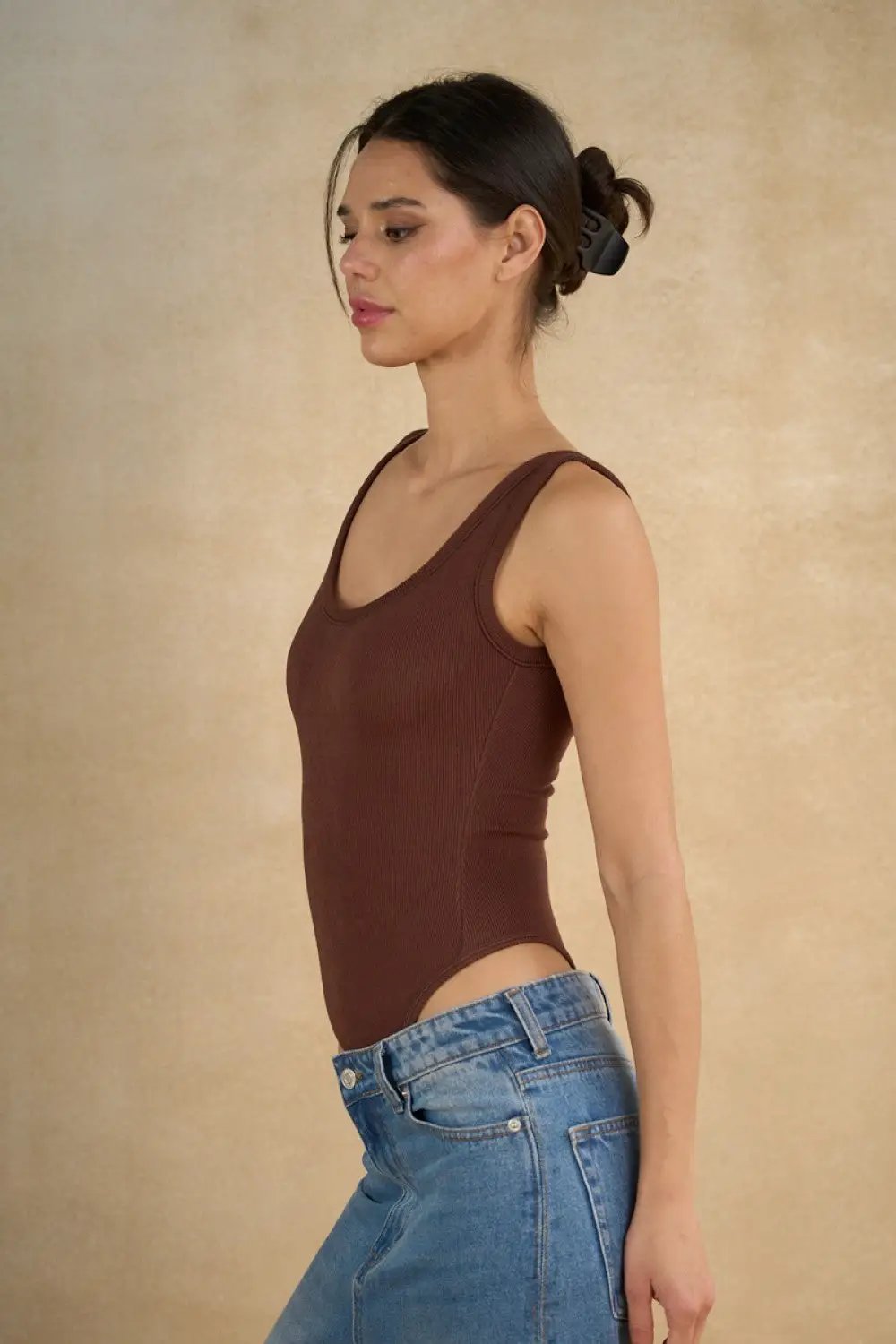 ANWND Body acanalado rosa sin mangas con cuello redondo - Body